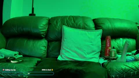 Snapshot of superduty5speed chatting on 15, 4, 2026 Thomas online show from 15, 4, 2026