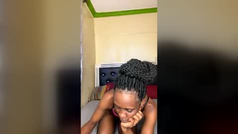Snapshot of supersexxy_chyna chatting on 19, 6, 2026 supersexxy_chyna online show from 19, 6, 2026