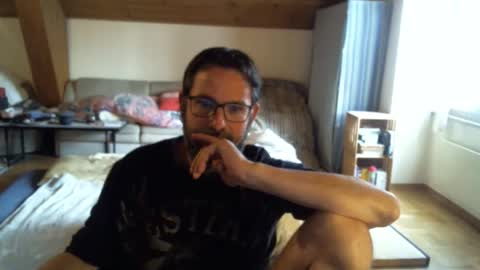 Snapshot of supersquirrel81 chatting on 3, 10, 2025 supersquirrel81 online show from 3, 10, 2025