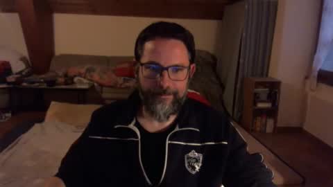 Snapshot of supersquirrel81 chatting on 17, 10, 2025 supersquirrel81 online show from 17, 10, 2025