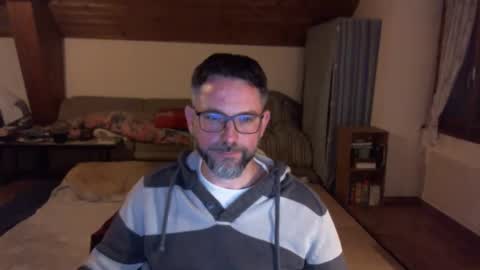 supersquirrel81 online show from 24, 10, 2025