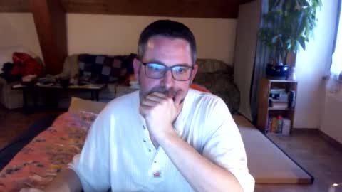 supersquirrel81 online show from 4, 3, 2026