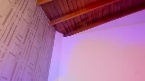 Snapshot of suprasexyjohn chatting on 21, 4, 2026 llllSupra llll online show from 21, 4, 2026