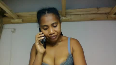 Snapshot of surbelle chatting on 19, 7, 2026 surbelle online show from 19, 7, 2026