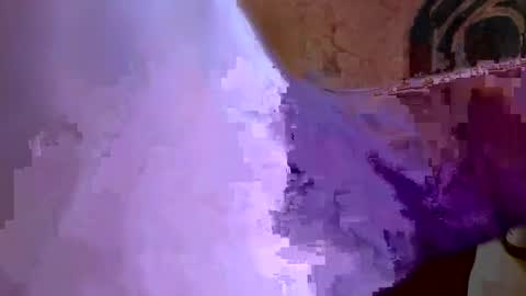 Snapshot of surfbody chatting on 5, 11, 2025 surfbody online show from 5, 11, 2025