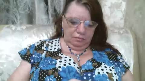 Snapshot of susanaahsun chatting on 6, 4, 2026 SusanaAhSun online show from 6, 4, 2026
