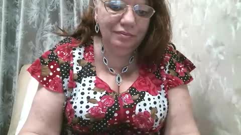 Snapshot of susanaahsun chatting on 15, 4, 2026 SusanaAhSun online show from 15, 4, 2026