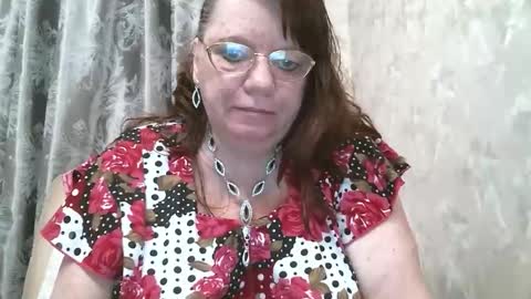 Snapshot of susanaahsun chatting on 16, 4, 2026 SusanaAhSun online show from 16, 4, 2026