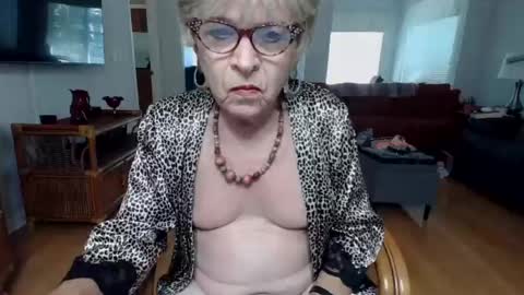 sexualsusan online show from 15, 6, 2026