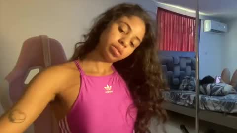 Snapshot of susandolls_ chatting on 1, 2, 2025 susan online show from 1, 2, 2025