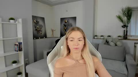 Snapshot of susanmimi chatting on 28, 9, 2025 Susan online show from 28, 9, 2025