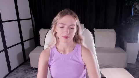 Snapshot of susanmimi chatting on 4, 10, 2025 Susan online show from 4, 10, 2025