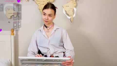 susannahtrojahn online show from 15, 3, 2026