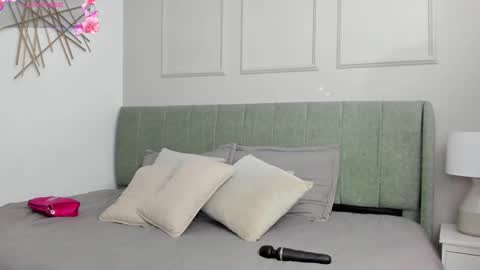 Snapshot of susannewolf_ chatting on 18, 3, 2026 Amelia online show from 18, 3, 2026