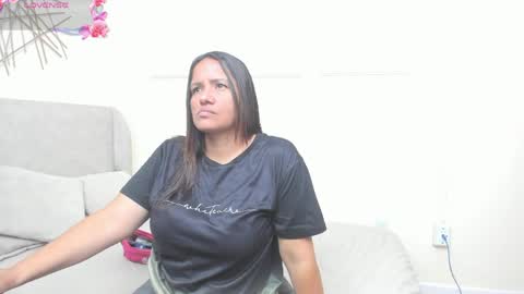 Snapshot of susannewolf_ chatting on 8, 4, 2026 Amelia online show from 8, 4, 2026