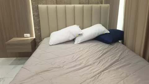 susannjohnson online show from 12, 2, 2026