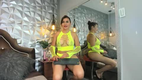 susanslim online show from 25, 11, 2025