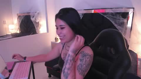 susanvilla online show from 24, 10, 2025