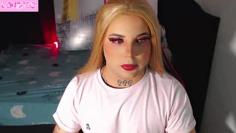 Snapshot of susej_exotic69 chatting on 13, 10, 2025 ale online show from 13, 10, 2025