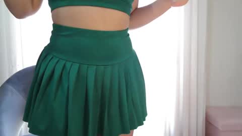 Snapshot of susiesunny chatting on 27, 4, 2026 susana online show from 27, 4, 2026