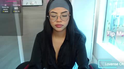 Snapshot of sussan_love01 chatting on 27, 2, 2025 Susan online show from 27, 2, 2025