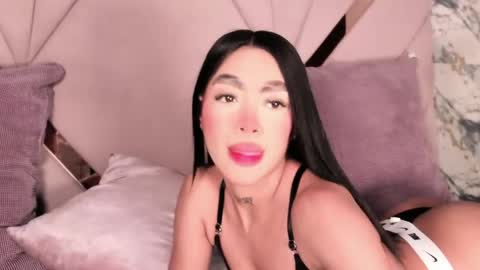 Snapshot of sussie_thompsom chatting on 23, 4, 2026 Sussie Tompsom online show from 23, 4, 2026