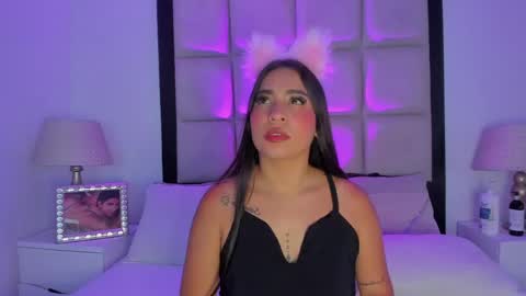 Snapshot of sussyfoxx_ chatting on 7, 4, 2026 sussyfoxx_ online show from 7, 4, 2026