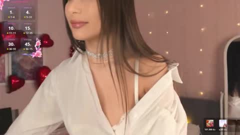 Snapshot of suzane_martin chatting on 13, 2, 2026 Hey Im Suzane online show from 13, 2, 2026