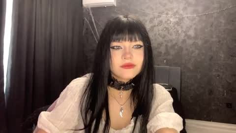 EmilySuonn online show from 20, 4, 2026