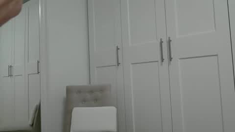 Snapshot of suzisshowboyxl chatting on 27, 3, 2026 Mmaxime1 online show from 27, 3, 2026