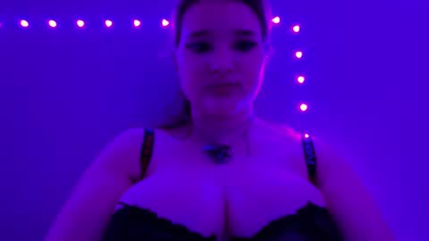 SuzukiBunny online show from 20, 12, 2024