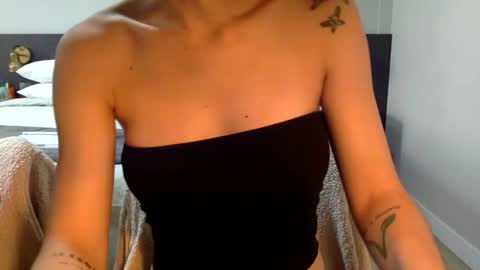The real sugar baby   Suzy Summer   online show from 4, 1, 2025