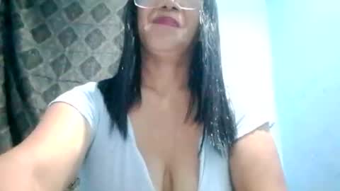 Snapshot of suzzie_hot chatting on 30, 9, 2025 suzzie_hot online show from 30, 9, 2025
