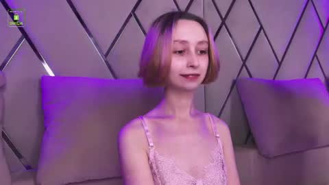 Snapshot of sweatee_fluff chatting on 14, 7, 2026 RACHEL online show from 14, 7, 2026