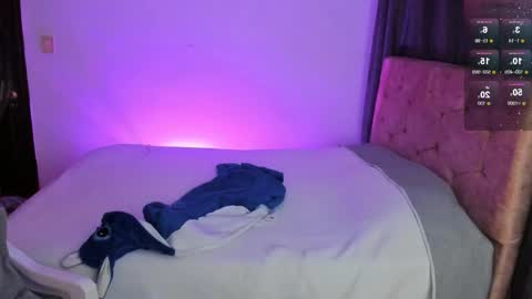 Snapshot of sweeet_temptation chatting on 15, 11, 2025 Mariana online show from 15, 11, 2025