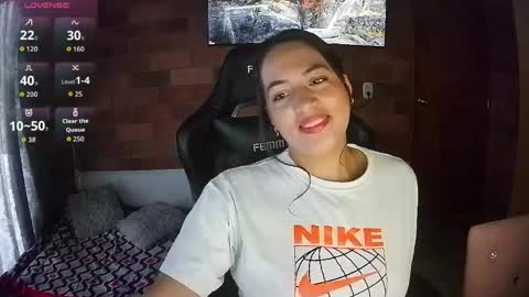 Snapshot of sweet10salome chatting on 5, 5, 2026 sweet10salome online show from 5, 5, 2026