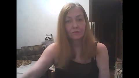 Snapshot of sweet4blonde609 chatting on 28, 11, 2025 sweet4blonde609 online show from 28, 11, 2025