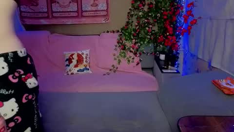 Snapshot of sweet4t chatting on 26, 3, 2026 Haeyang Torry online show from 26, 3, 2026