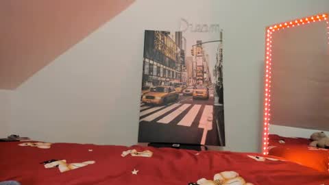 Snapshot of sweet4you1992 chatting on 28, 2, 2025 Anne Marie online show from 28, 2, 2025