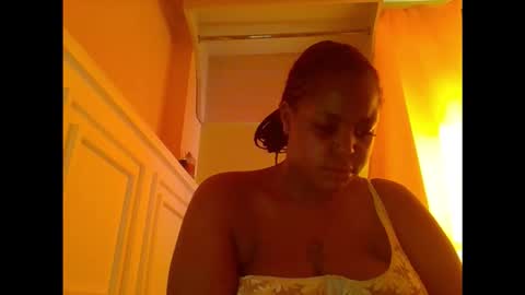 Snapshot of sweet52537 chatting on 20, 10, 2025 sweet52537 online show from 20, 10, 2025