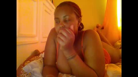 Snapshot of sweet52537 chatting on 24, 10, 2025 sweet52537 online show from 24, 10, 2025