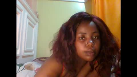 Snapshot of sweet52537 chatting on 10, 11, 2025 sweet52537 online show from 10, 11, 2025