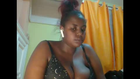 Snapshot of sweet52537 chatting on 11, 11, 2025 sweet52537 online show from 11, 11, 2025