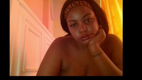 Snapshot of sweet52537 chatting on 30, 11, 2025 sweet52537 online show from 30, 11, 2025