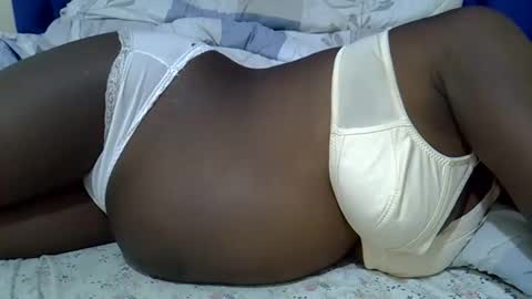 Snapshot of sweet_0012 chatting on 28, 3, 2026 Cecee online show from 28, 3, 2026