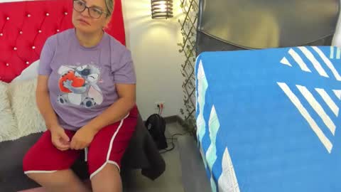 Carolina online show from 26, 10, 2025