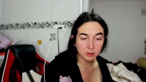 Snapshot of sweet__suck69bitch chatting on 8, 6, 2026 sweet__suck69bitch online show from 8, 6, 2026