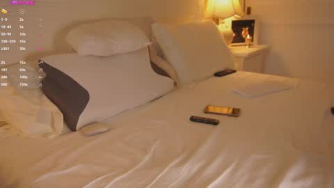 Snapshot of sweet_adelee chatting on 8, 11, 2025 free online show from 8, 11, 2025