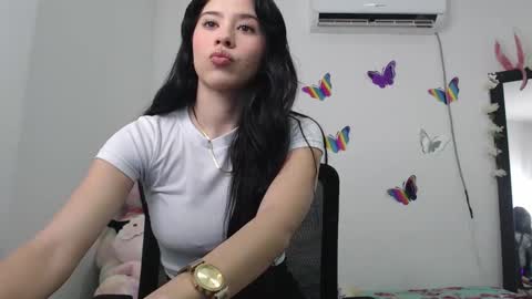 Snapshot of sweet_amber09 chatting on 4, 12, 2025 amber online show from 4, 12, 2025