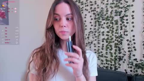 Snapshot of sweet_and_flirt chatting on 16, 11, 2025 Alice online show from 16, 11, 2025